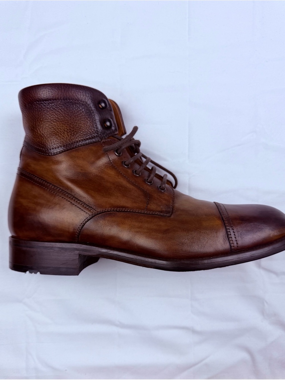 Magnanni Brown Leather Chukka Cap-Toe Boot